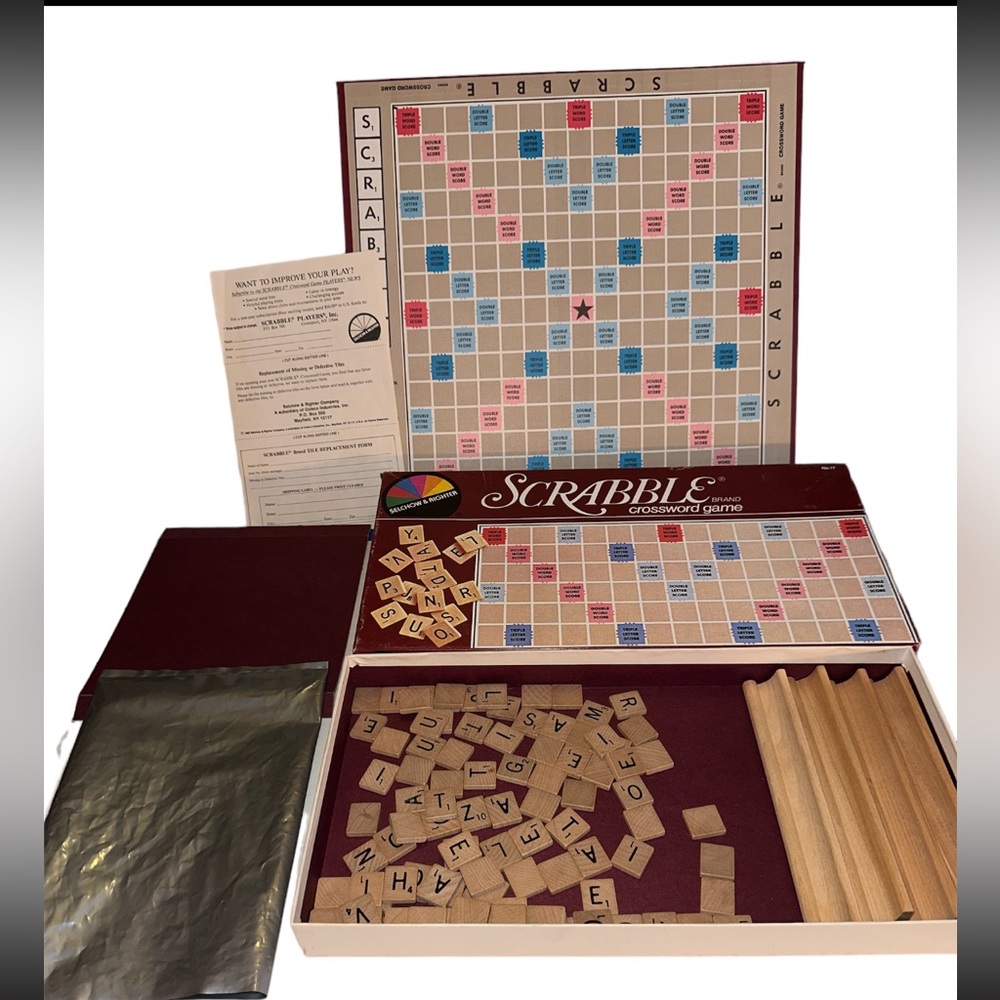 Vintage Scrabble Crossword Game 1982 Selchow & Righter No.17 Complete Set